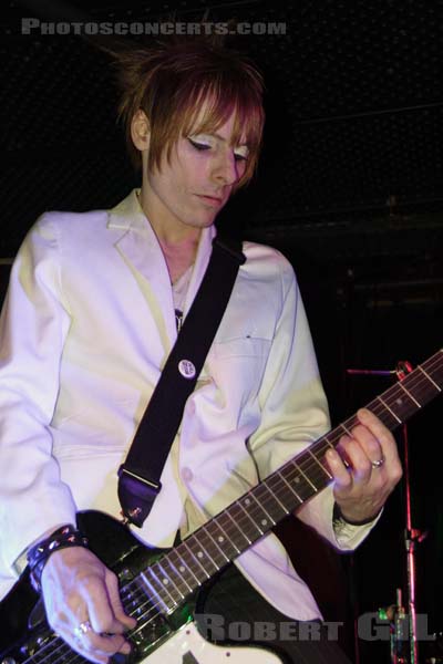 QUEEN ADREENA - 2005-06-03 - PARIS - Batofar - Crispin Gray